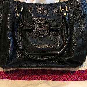 Tory Burch black leather purse